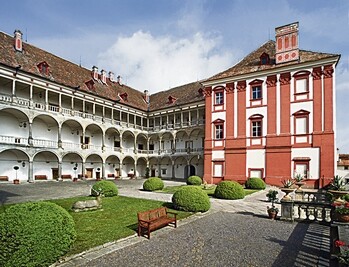 II. nádvoří II. nádvoří